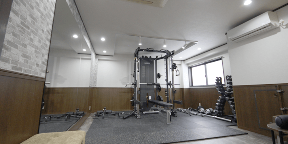 パーソナルトレーニングジム＋ONE